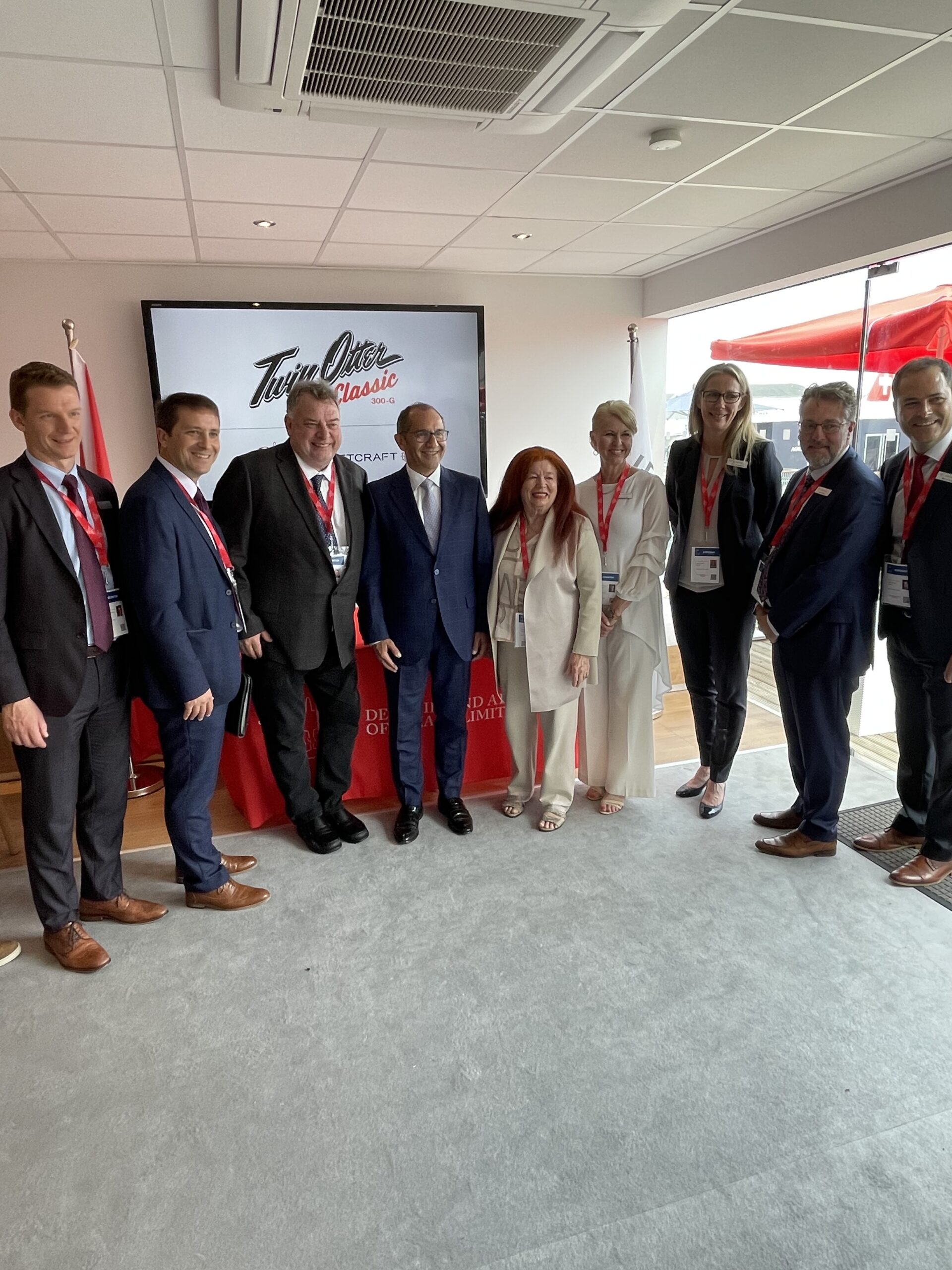 De Havilland Canada and Jetcraft Commercial sign Purchase Agreement for 10 new DHC-6 Twin Otter Classic 300-G aircraft